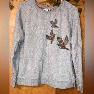 Boden Women’s bird print sweatshirt size Medium Hard to find.